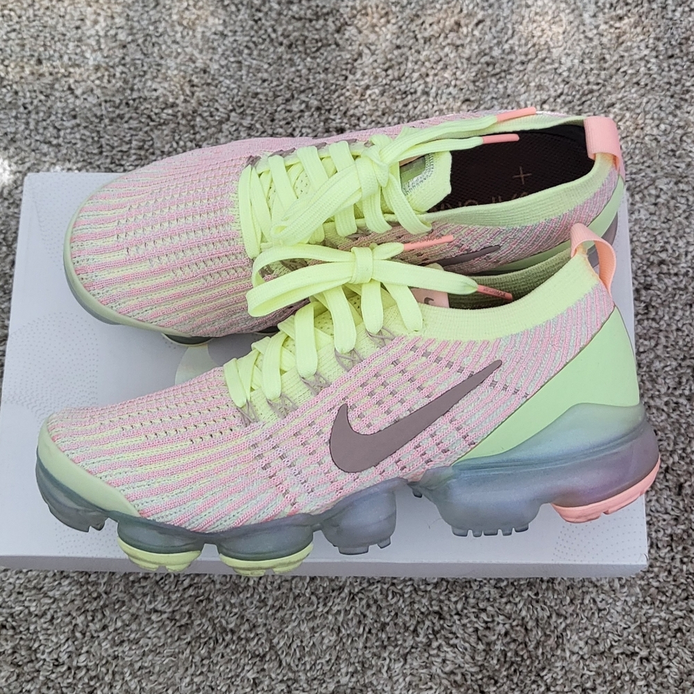 WM Nike VaporMax Flyknit 3